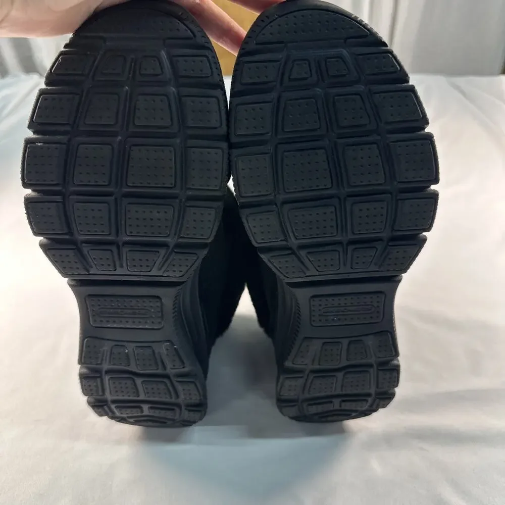 NWOT Skechers Easy Going Martha Stewart Women's Sz 9.5 Black Slip-In Boots Black